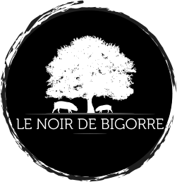 Eleveur de porc noir de Bigorre AOP, Jambon noir de Bigorre AOP, Porc noir de Bigorre AOP, Producteur de porc noir de Bigorre AOP, Viande de poir noir de Bigorre AOP